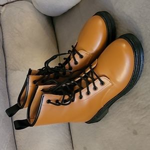 💚5/$20💚Dark Camel Combat Boots